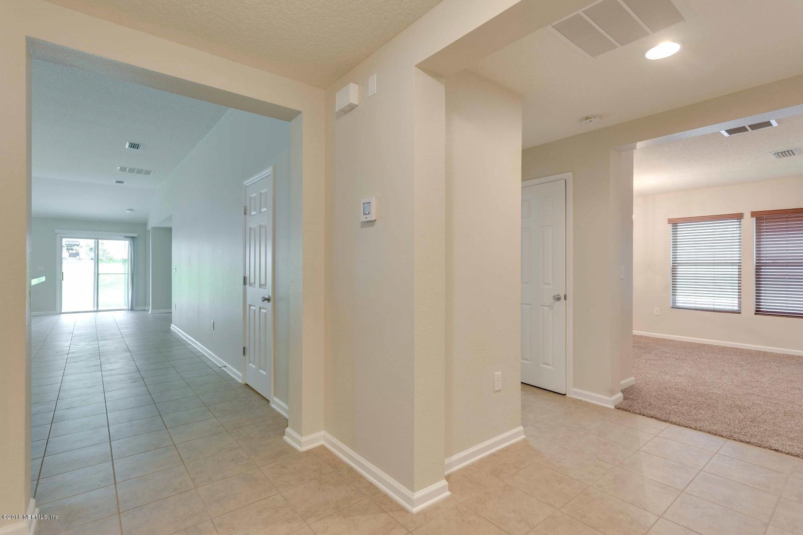 222 Amber Ridge Road Jacksonville, FL 32218 - Photo 3 of 25 3 Foyer