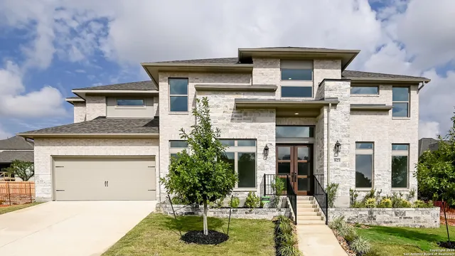 $924,900 | 1623 Yardzen Lane, San Antonio, TX 78260