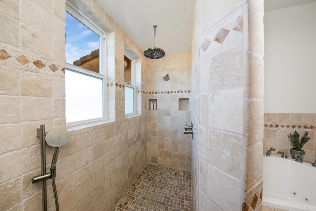 15460 Markar Road Poway, CA 92064 - Photo 20 of 36