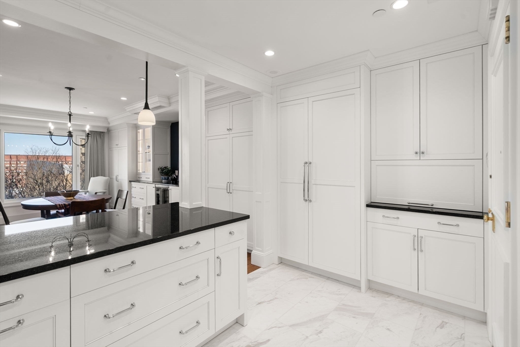 20 Rowes Wharf, Unit 701 Boston, MA 02110 - Photo 14 of 42