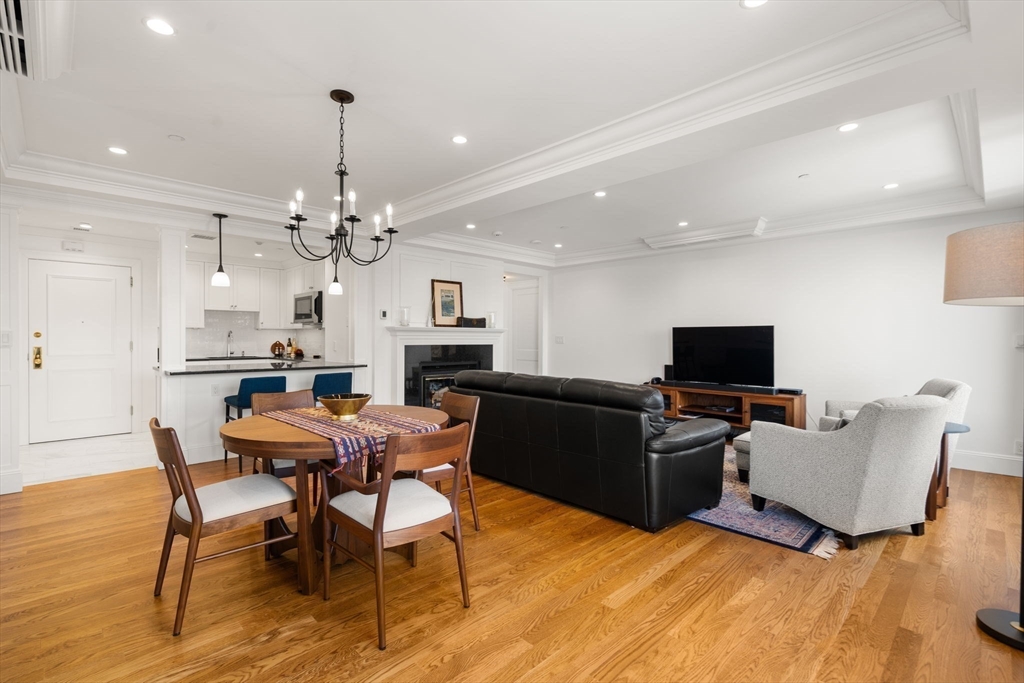 20 Rowes Wharf, Unit 701 Boston, MA 02110 - Photo 5 of 42