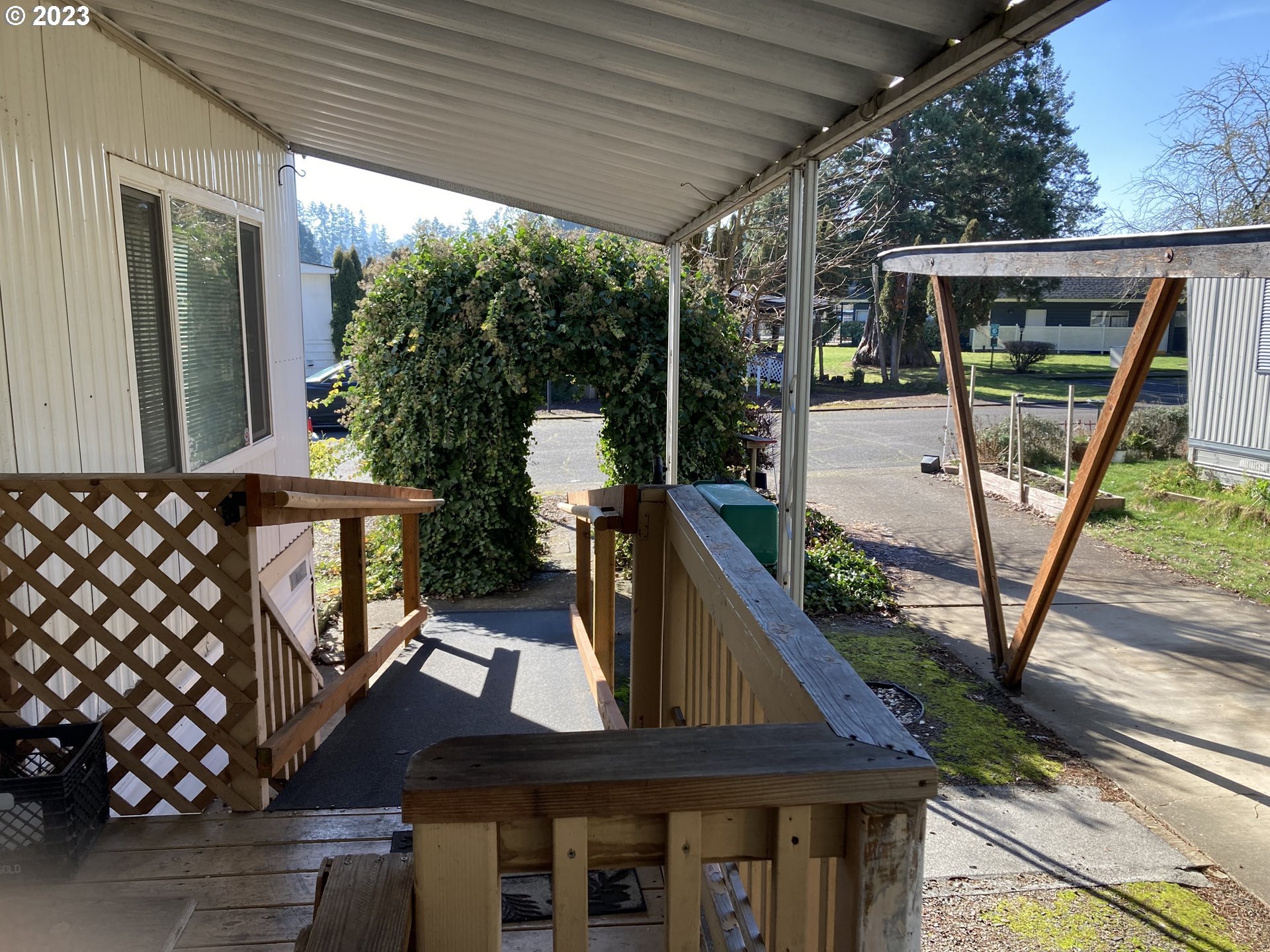 205 South 54th Street, Unit 7 Springfield, OR 97478 - Photo 31 of 32 a view of balcony with furniture