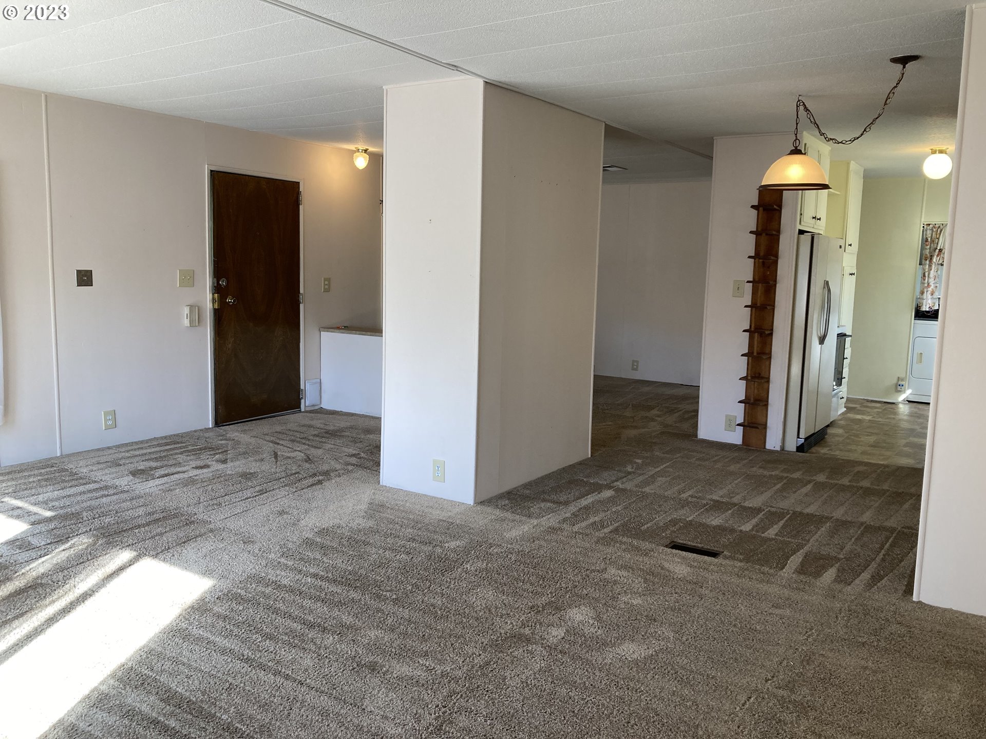 205 South 54th Street, Unit 7 Springfield, OR 97478 - Photo 8 of 32