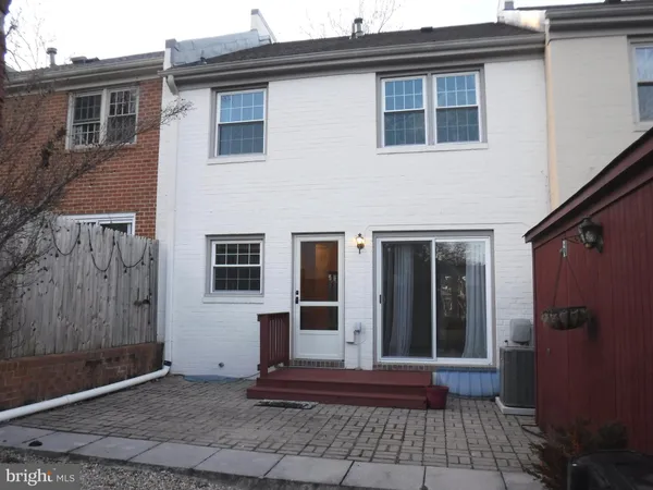 $3,150 | 8519 Forrester Boulevard, Springfield, VA 22152