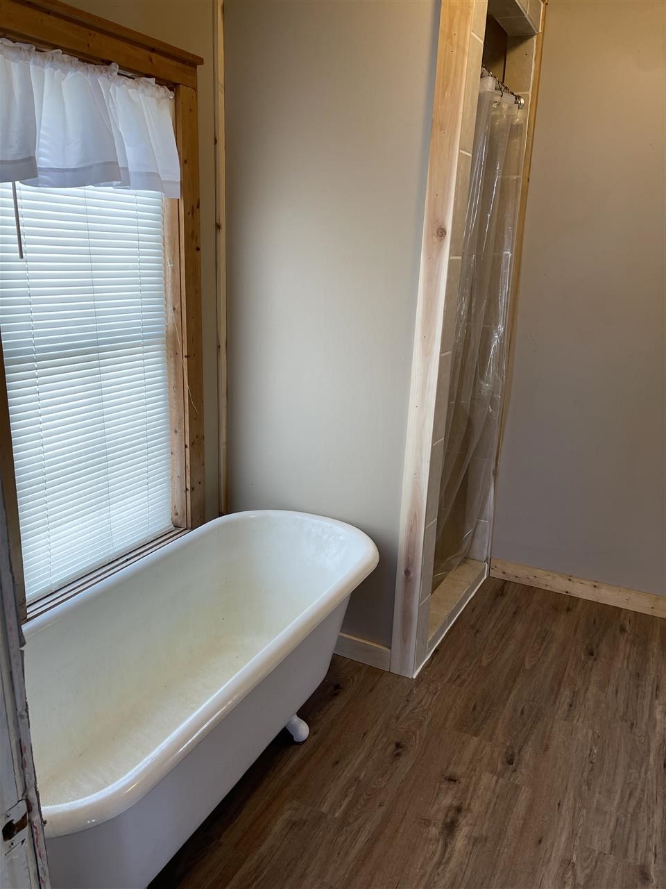 4823 West Adams Road Alma, MI 48801 - Photo 14 of 21 1883777-13.JPG