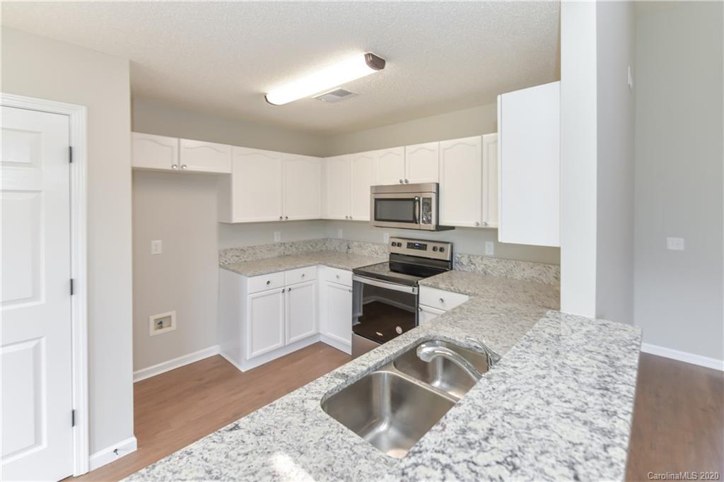 1314 Spring View Court Rock Hill, SC 29732 - Photo 12 of 31 Gallery Image 12