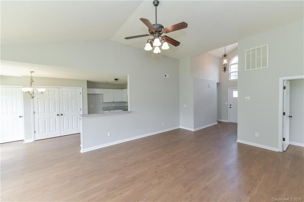 1314 Spring View Court Rock Hill, SC 29732 - Photo 9 of 31 Gallery Image 9