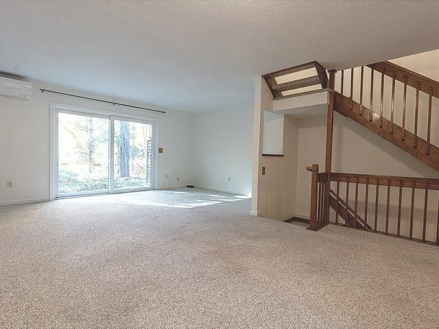 $345,000 | 25 Woodbine By The Lake, Unit 3, Colchester, VT 05446