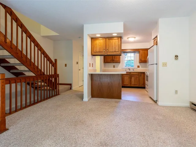 $345,000 | 25 Woodbine By The Lake, Unit 3, Colchester, VT 05446