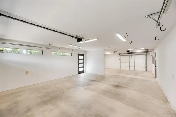 $4,100 | 9911 Hurley Way, Dallas, TX 75220