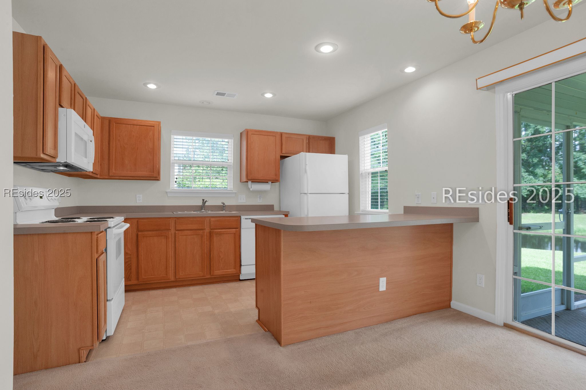 270 West Square Bluffton, SC 29910 - Photo 14 of 50 Kitchen