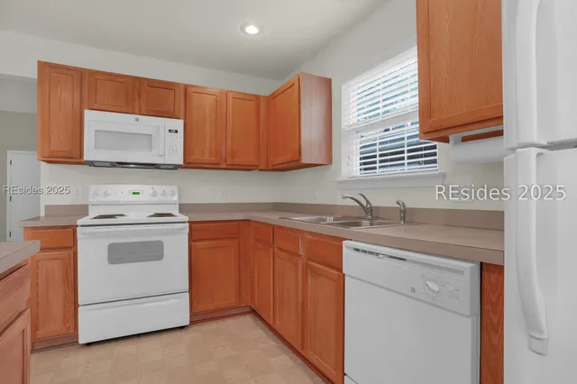 $299,000 | 270 West Square, Bluffton, SC 29910