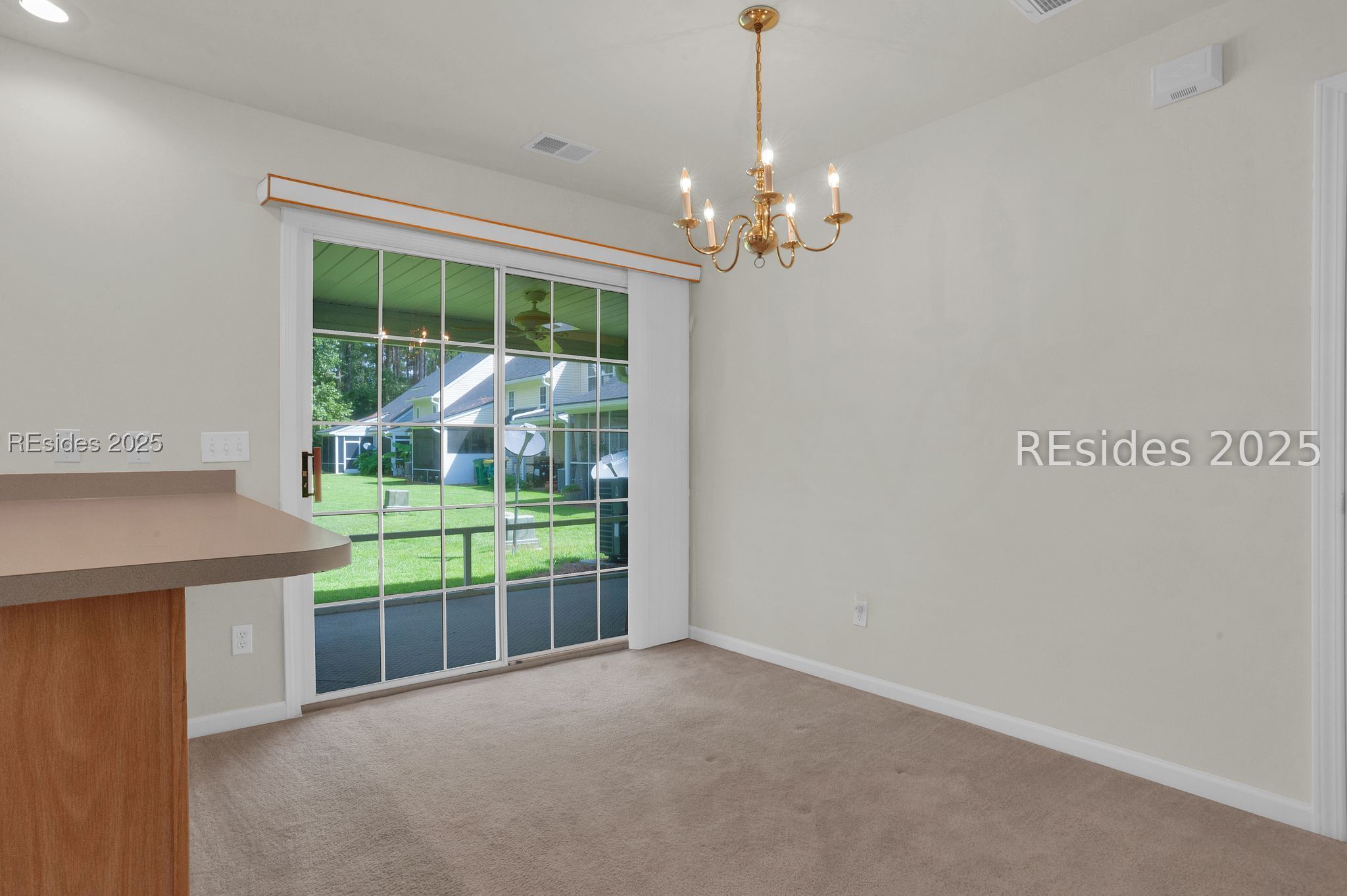 270 West Square Bluffton, SC 29910 - Photo 21 of 50 Dinning area