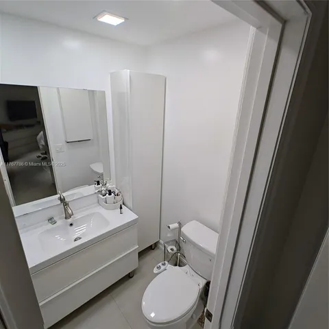 $208,000 | 2750 Northeast 183rd Street, Unit 301, Aventura, FL 33160