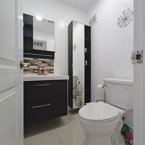 $208,000 | 2750 Northeast 183rd Street, Unit 301, Aventura, FL 33160