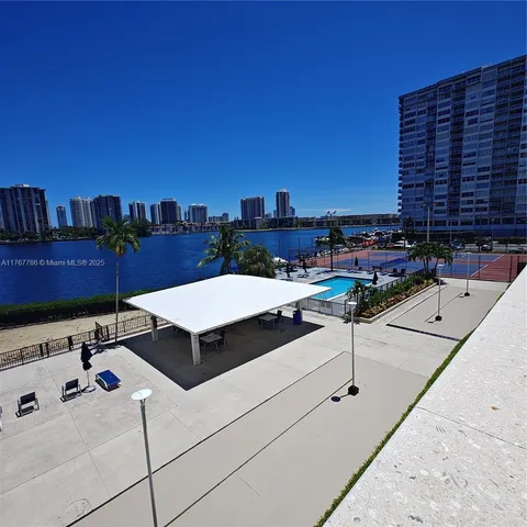 $208,000 | 2750 Northeast 183rd Street, Unit 301, Aventura, FL 33160