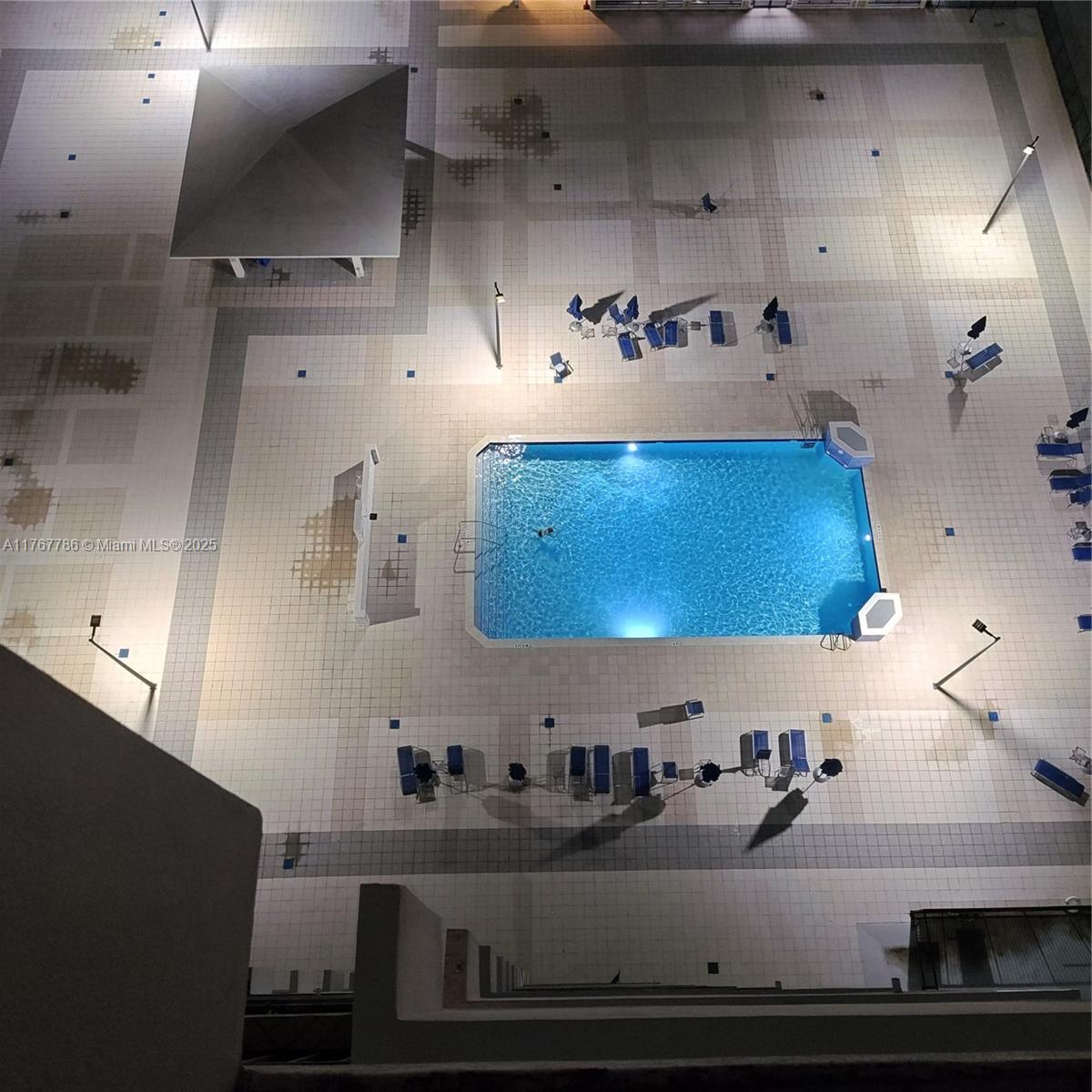 2750 Northeast 183rd Street, Unit 301 Aventura, FL 33160 - Photo 32 of 38