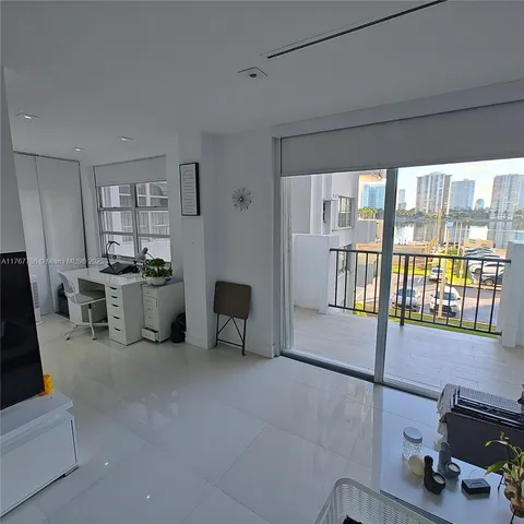 $208,000 | 2750 Northeast 183rd Street, Unit 301, Aventura, FL 33160