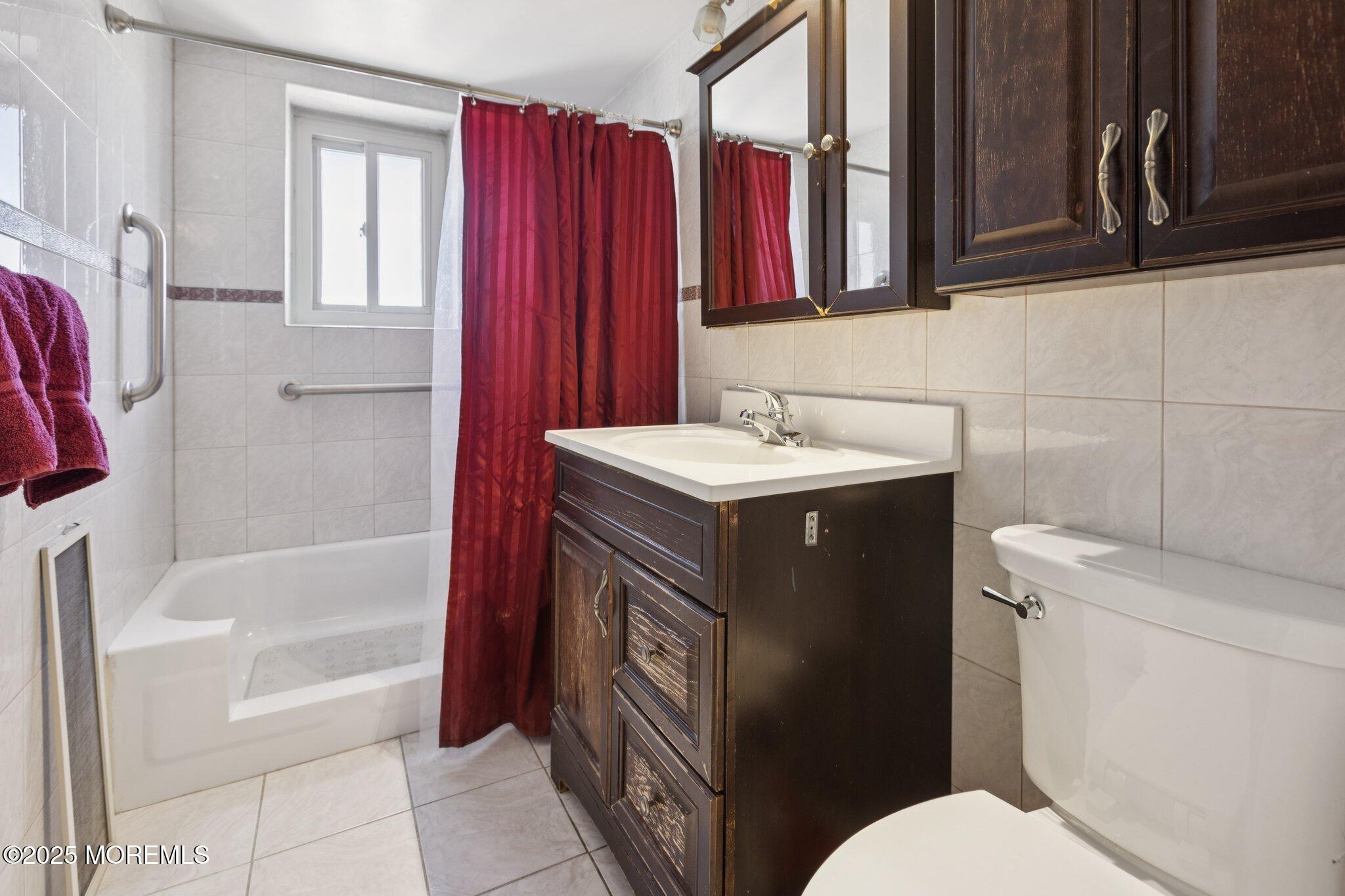 1000 River Road, Unit 5J Belmar, NJ 07719 - Photo 12 of 41 13-web-or-mls-VMD006