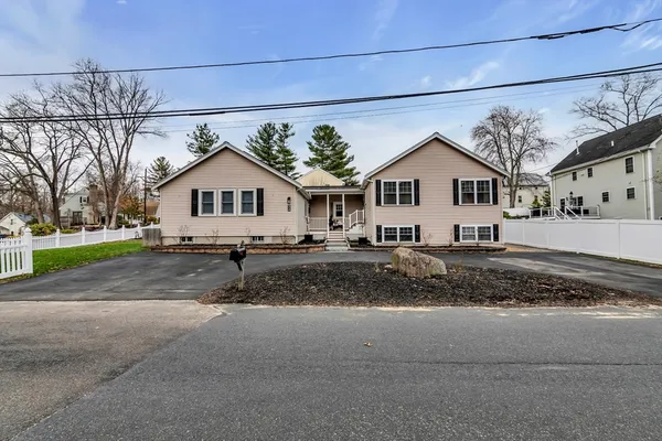 $820,000 | 34 Venice Road, Methuen, MA 01844