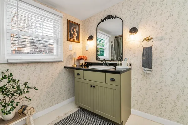 $820,000 | 34 Venice Road, Methuen, MA 01844