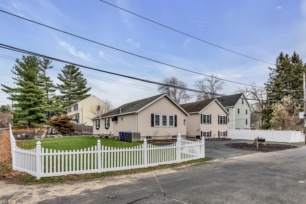 34 Venice Road Methuen, MA 01844 - Photo 39 of 42