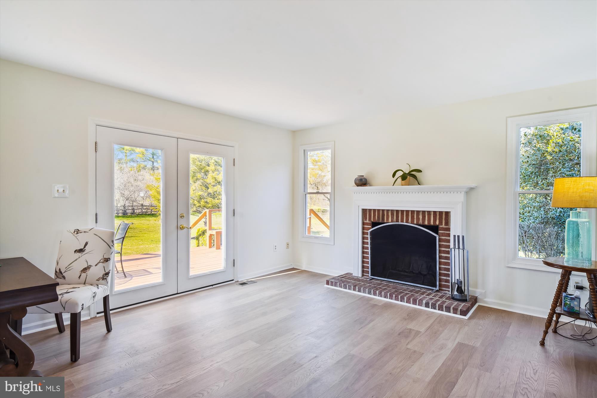 16901 Hoskinson Road Poolesville, MD 20837 - Photo 12 of 71 Family Room
