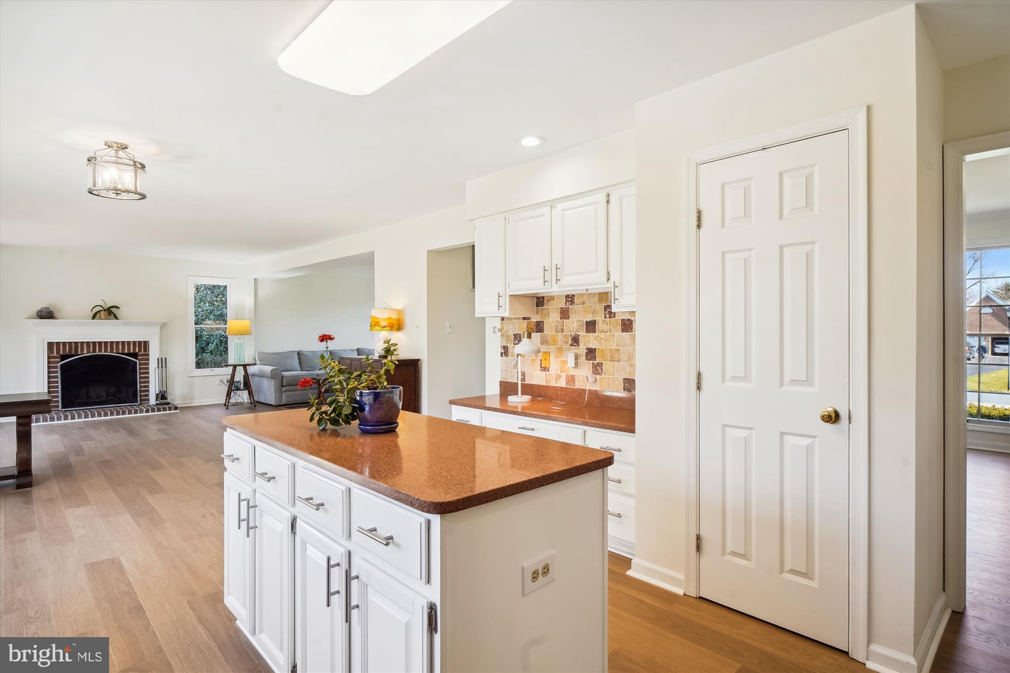 16901 Hoskinson Road Poolesville, MD 20837 - Photo 19 of 71 Kitchen