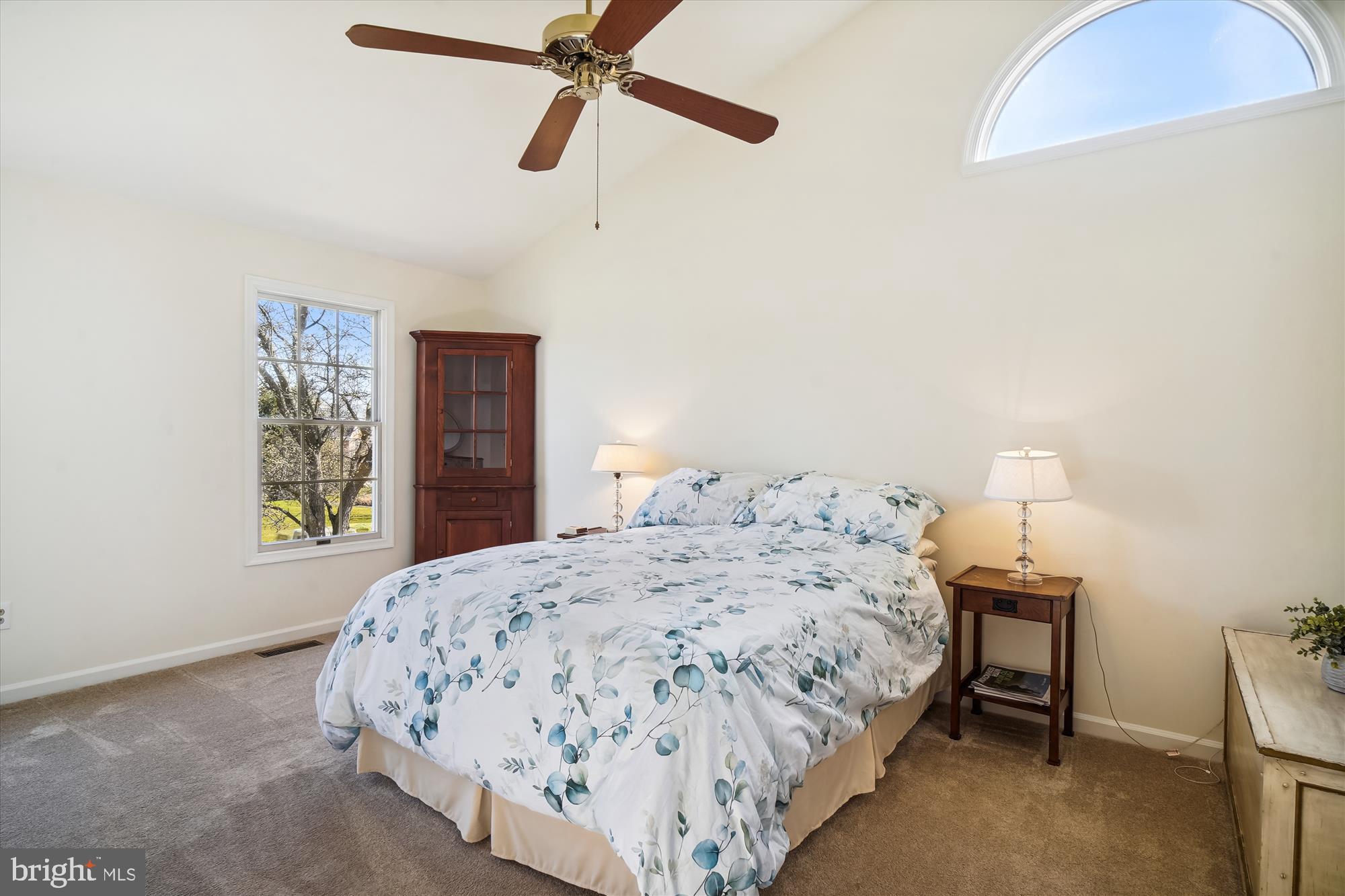 16901 Hoskinson Road Poolesville, MD 20837 - Photo 27 of 71 Primary Bedroom