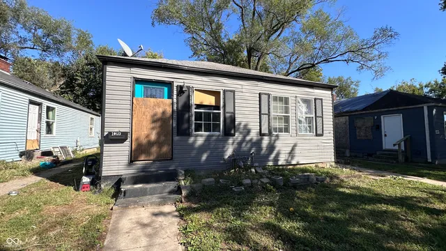 $82,500 | 1041 North Centennial Street, Indianapolis, IN 46222
