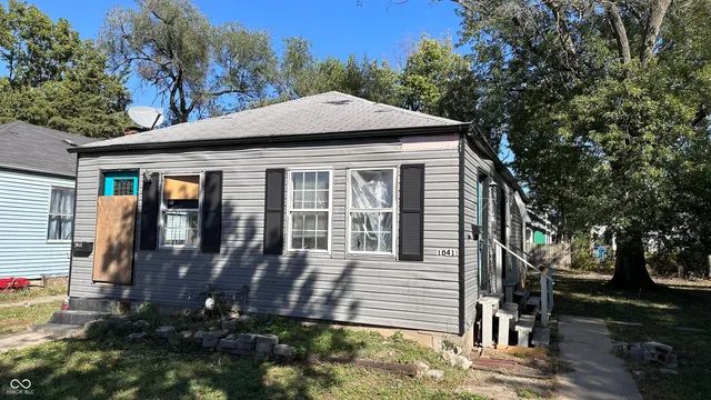$82,500 | 1041 North Centennial Street, Indianapolis, IN 46222
