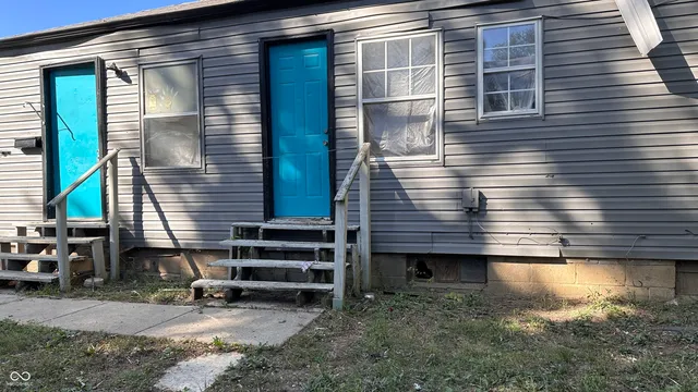 $82,500 | 1041 North Centennial Street, Indianapolis, IN 46222