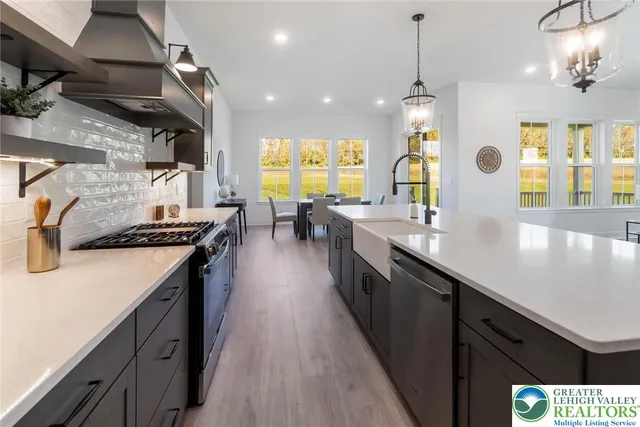 $954,990 | 6871 Smith Court, Unit LOT 35/12/0, Bethlehem, PA 18017