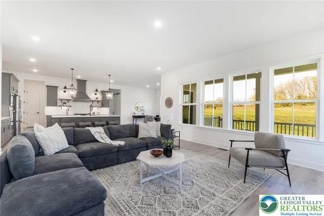 $954,990 | 6871 Smith Court, Unit LOT 35/12/0, Bethlehem, PA 18017