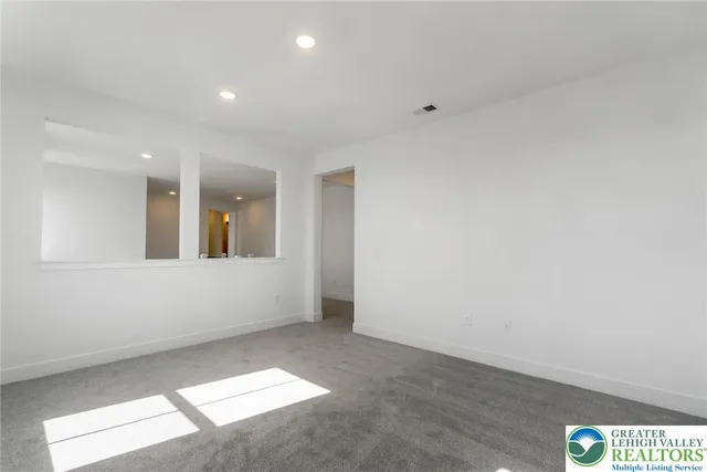 $954,990 | 6871 Smith Court, Unit LOT 35/12/0, Bethlehem, PA 18017