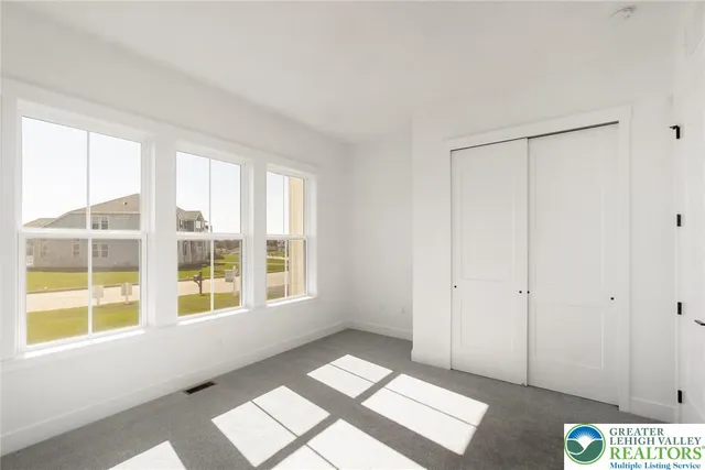 $954,990 | 6871 Smith Court, Unit LOT 35/12/0, Bethlehem, PA 18017