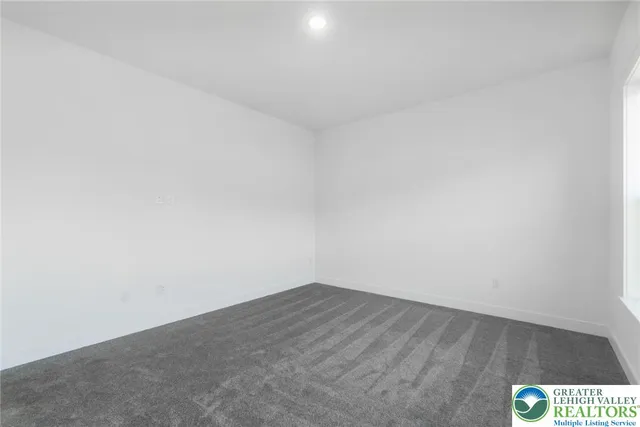 $954,990 | 6871 Smith Court, Unit LOT 35/12/0, Bethlehem, PA 18017