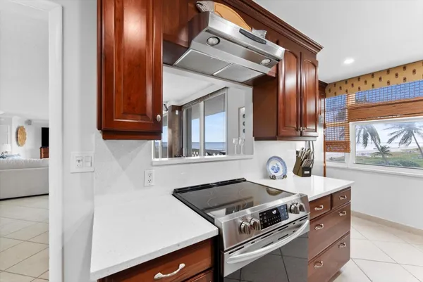 $7,200 | 1200 South Ocean Boulevard, Unit 3A, Boca Raton, FL 33432