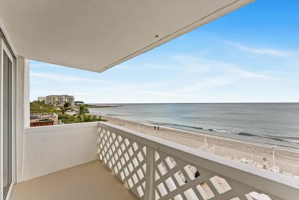 $7,200 | 1200 South Ocean Boulevard, Unit 3A, Boca Raton, FL 33432