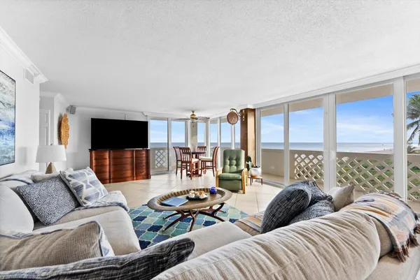 $7,200 | 1200 South Ocean Boulevard, Unit 3A, Boca Raton, FL 33432