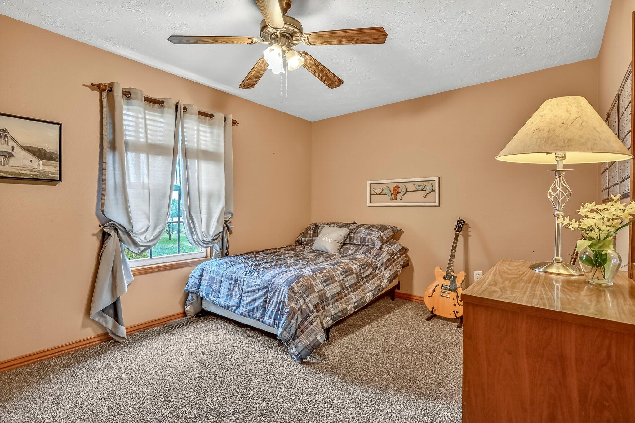 1519 East 515th Road Bolivar, MO 65613 - Photo 17 of 42 20-515th-14