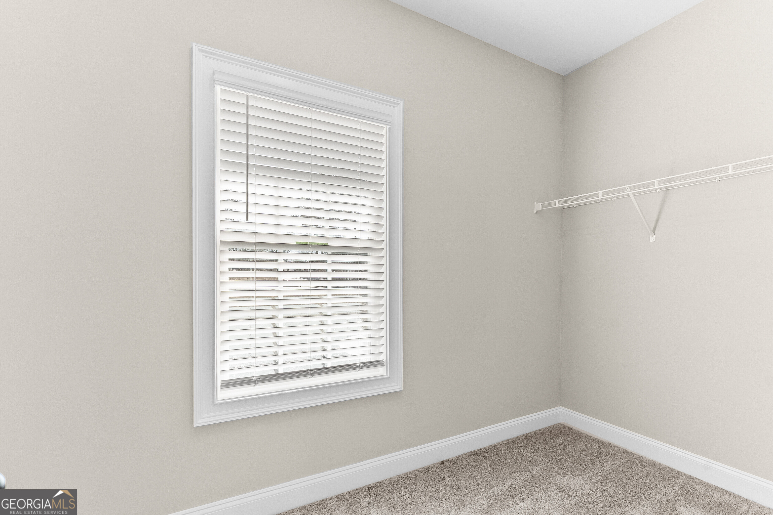 310 Air View Drive Warner Robins, GA 31093 - Photo 42 of 66 an empty room with a window