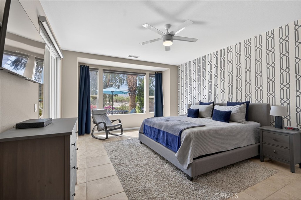 81074 Barrel Cactus Road La Quinta, CA 92253 - Photo 22 of 71 PRIMARY BEDROOM W/ LOTS OF WINDOWS