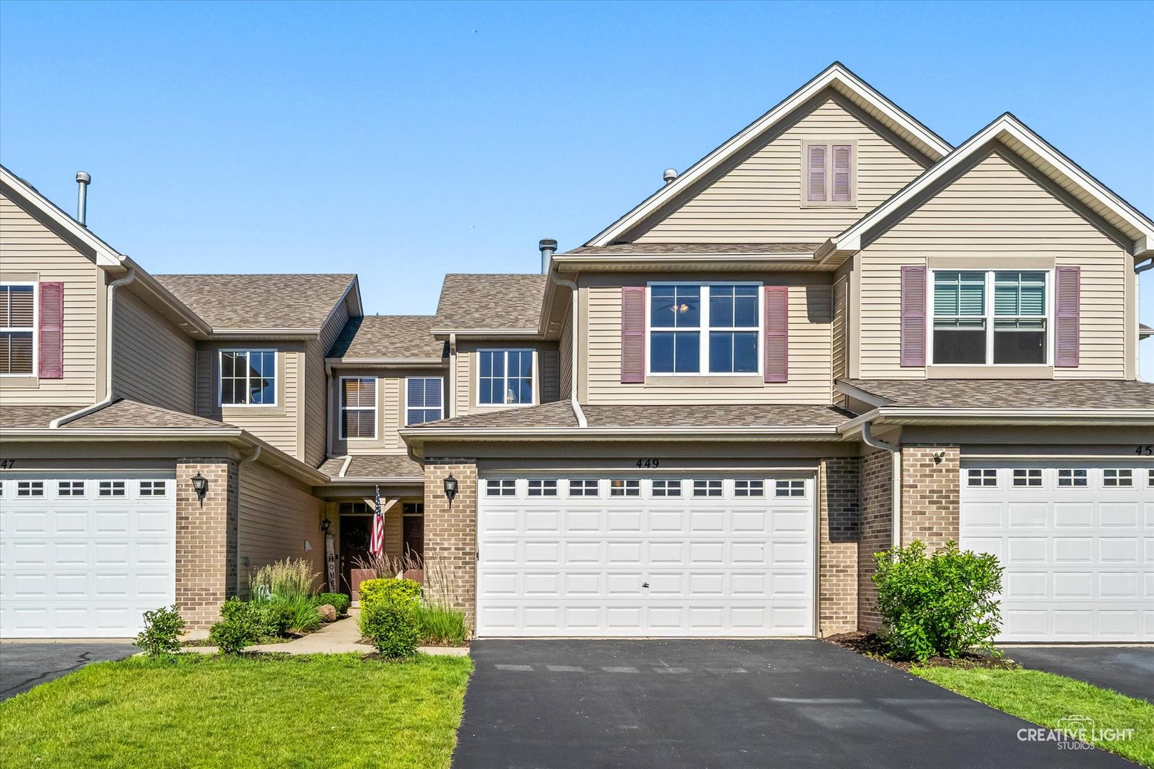 449 Dancer Lane Oswego, IL 60543 - Photo 1 of 37