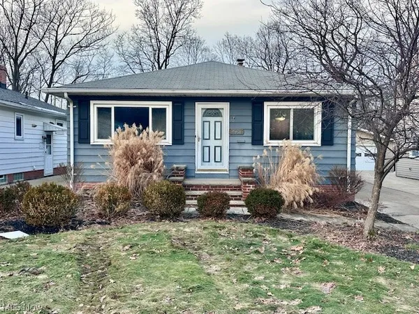 $209,900 | 29315 Nehls Park Drive, Wickliffe, OH 44092