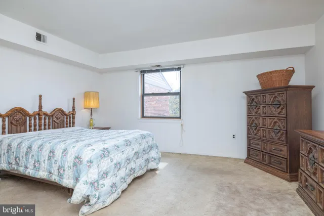 $179,900 | 10 Atram Hall, Dover, DE 19904