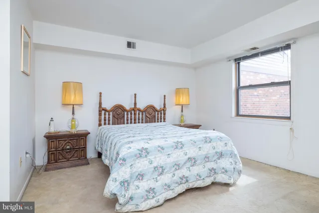 $179,900 | 10 Atram Hall, Dover, DE 19904