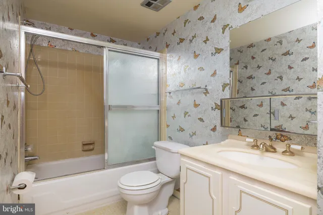 $179,900 | 10 Atram Hall, Dover, DE 19904