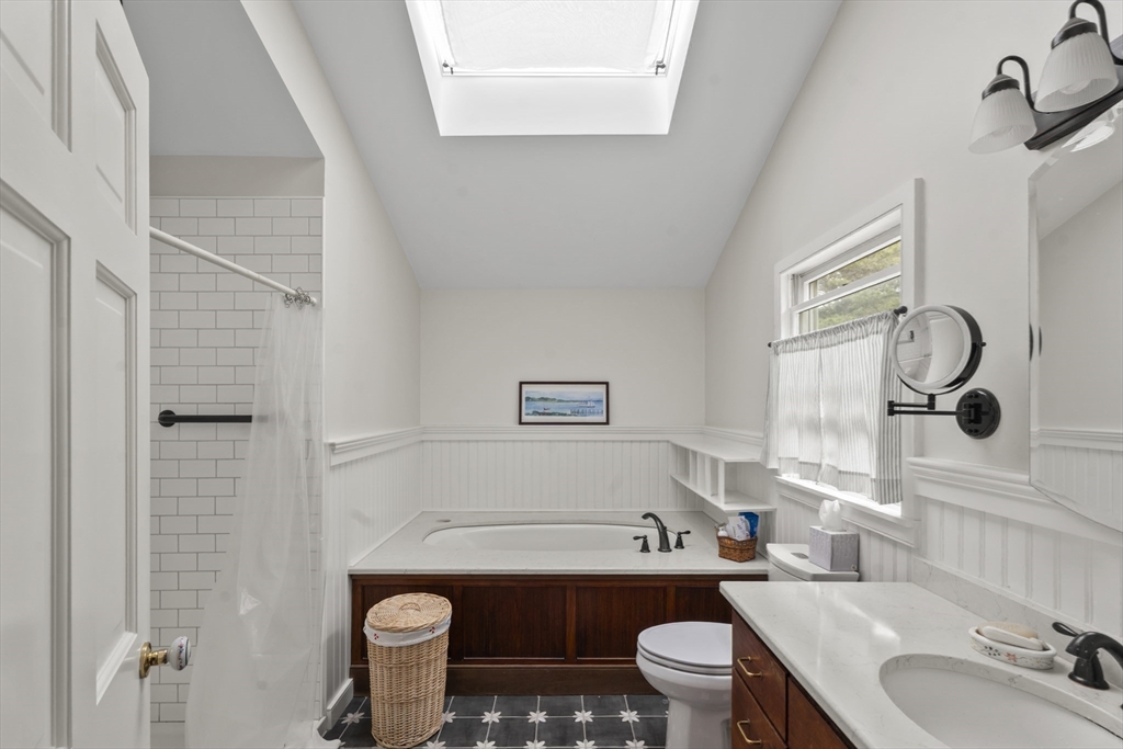 177 West Tisbury Road Edgartown, MA 02539 - Photo 12 of 14