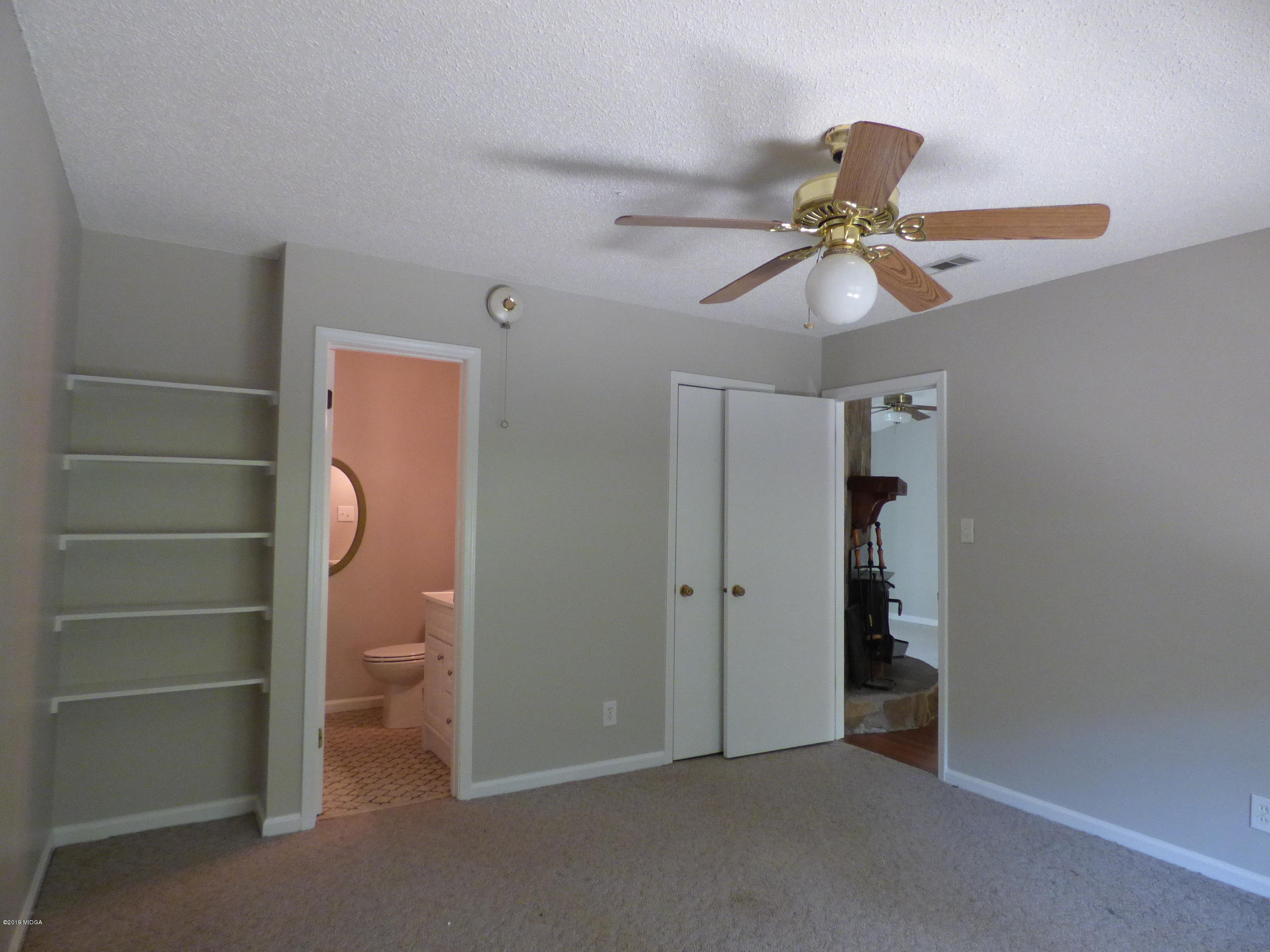 2924 Hester Road Macon, GA 31217 - Photo 8 of 22 2019-09-24 12.55.09